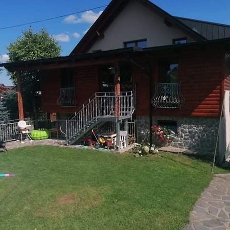 Gazdovsky Dvor Peter Jurky Lägenhet Vasilov Exteriör bild